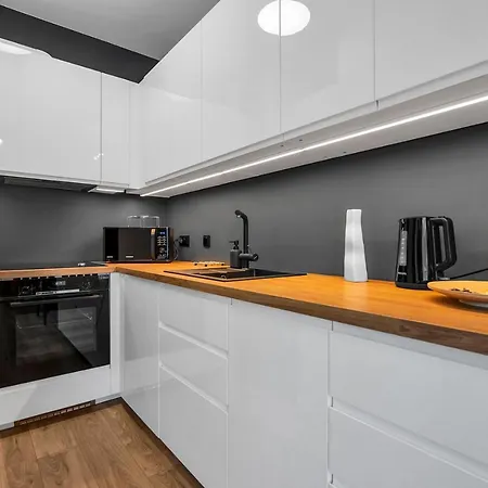 Lotnisko Chopina Modern Studio Varšava Exteriér fotografie